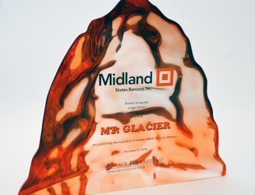 Lucite Embedment’s & Deal Toys with Shovels: Celebrating Groundbreaking Moments with Paperweights